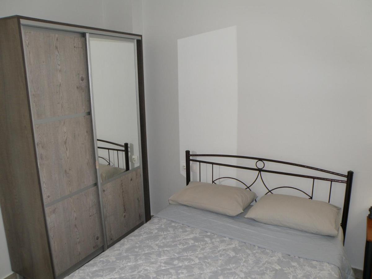 Talos Apartments And Studios Heraklion  Exterior photo