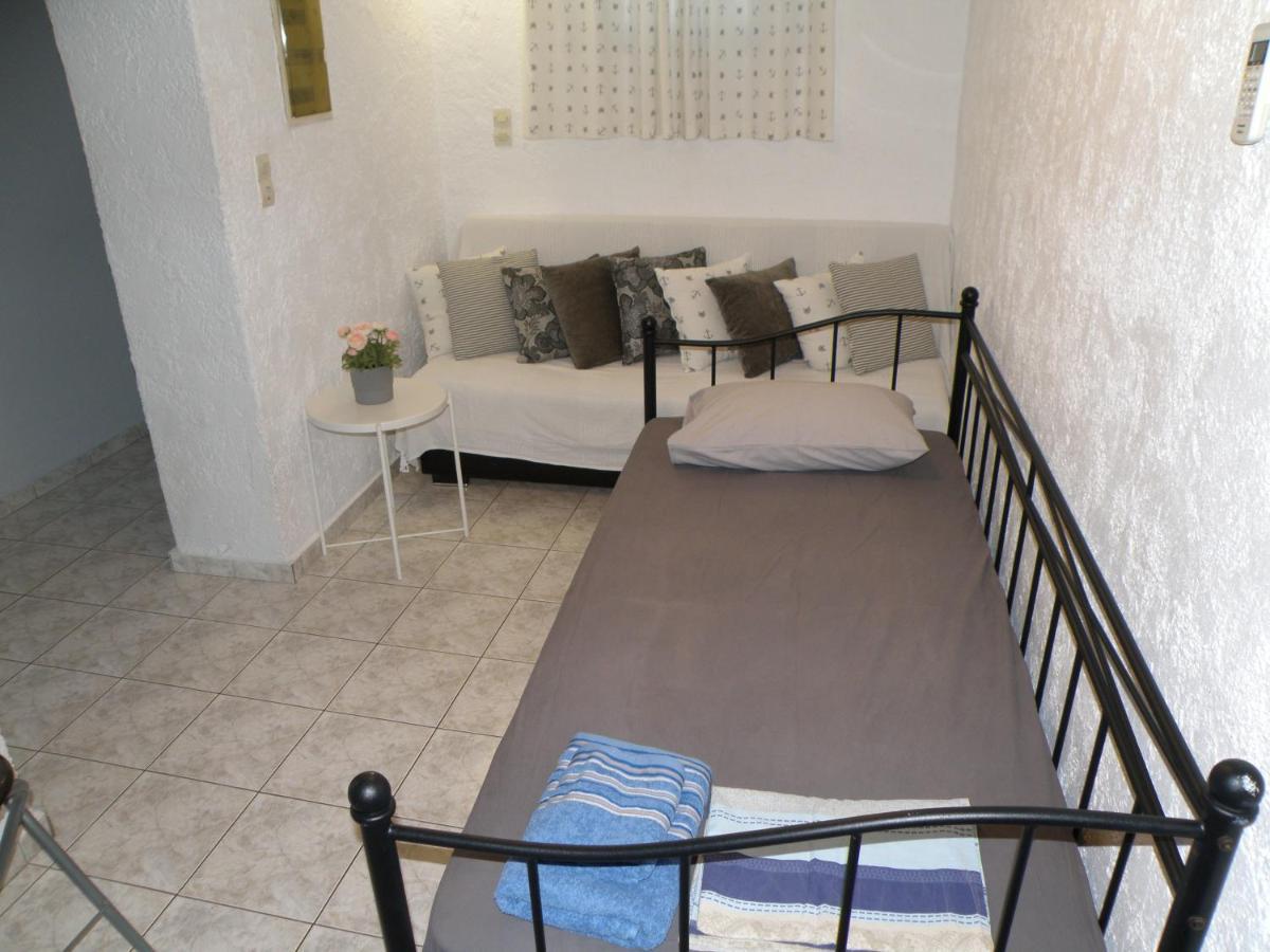 Talos Apartments And Studios Heraklion  Exterior photo