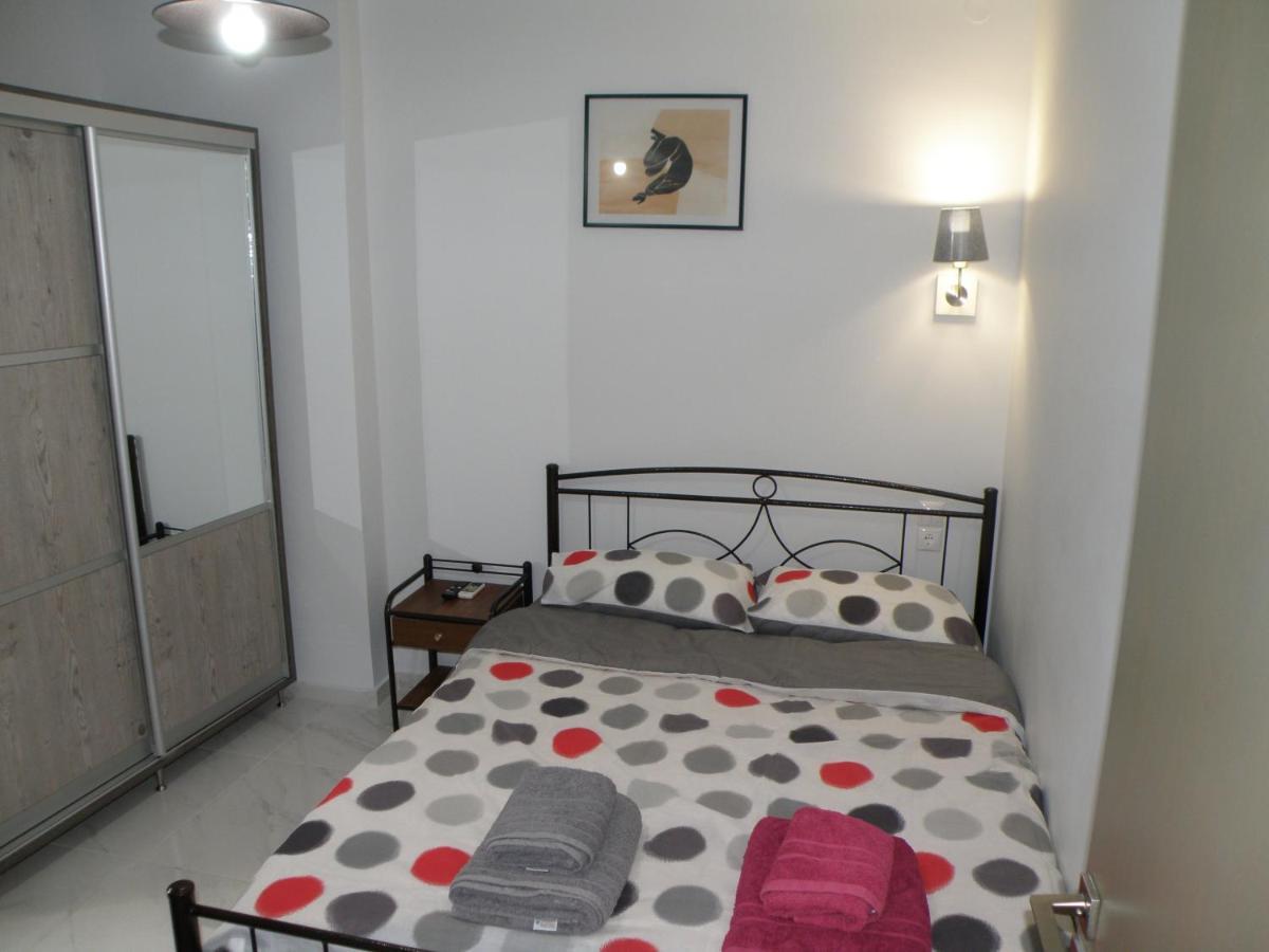 Talos Apartments And Studios Heraklion  Exterior photo
