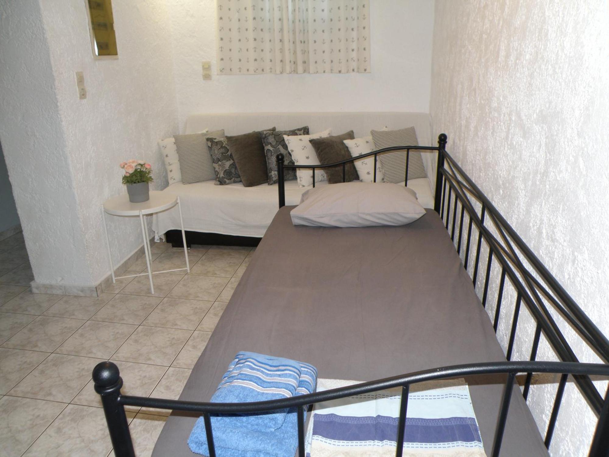 Talos Apartments And Studios Heraklion  Exterior photo